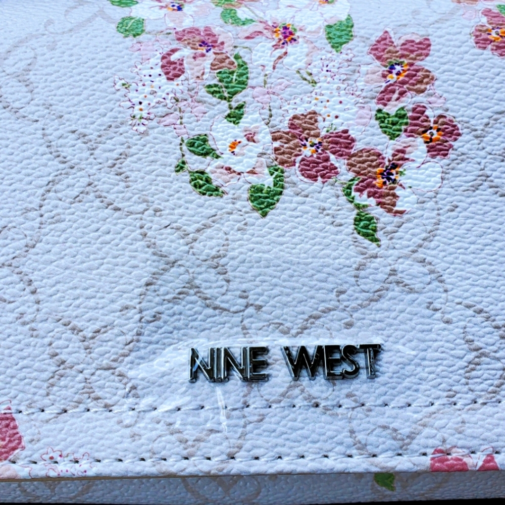 Lady wallet